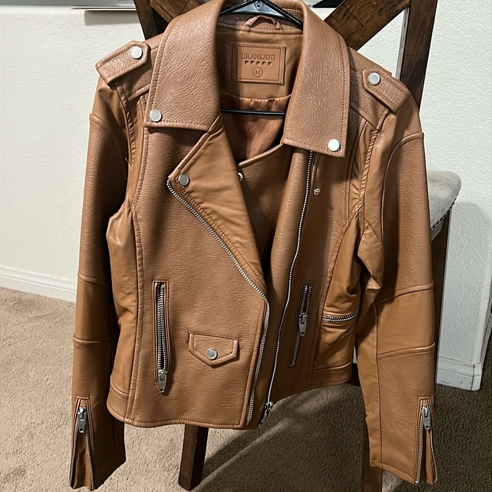 Beautiful modern tan light brown jacket, a must have! For a stunning look.
